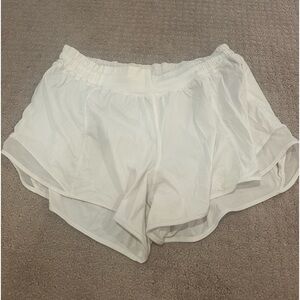 White Lululemon Hotty Hot Shorts 4”